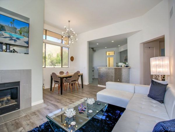Palm Springs Home 948875