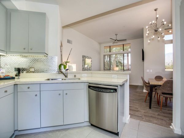 Palm Springs Home 948875