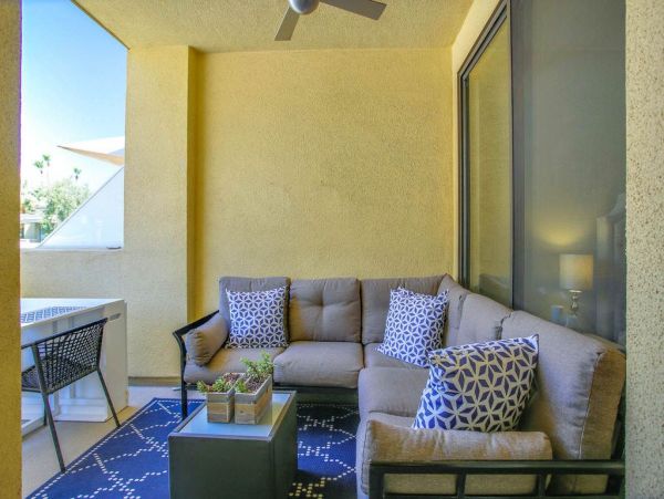Palm Springs Home 948875