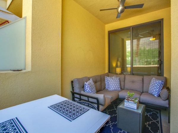 Palm Springs Home 948875