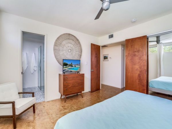 Palm Springs Home 948876