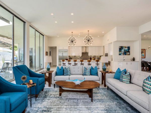 Palm Springs Home 948879