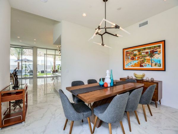 Palm Springs Home 948879