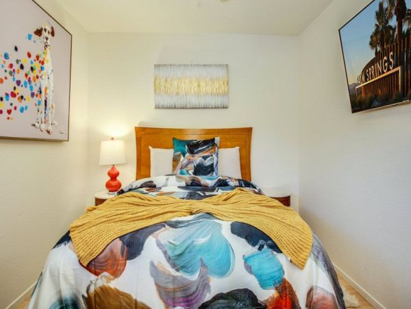 Palm Springs Home 948881