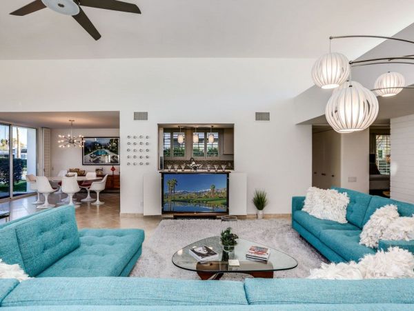 Palm Springs Home 948882