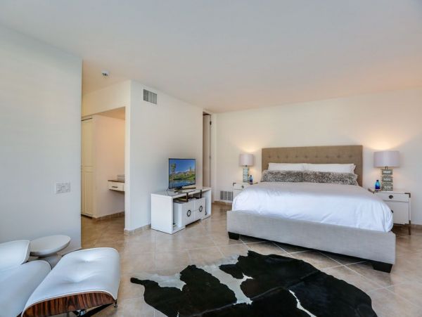 Palm Springs Home 948882