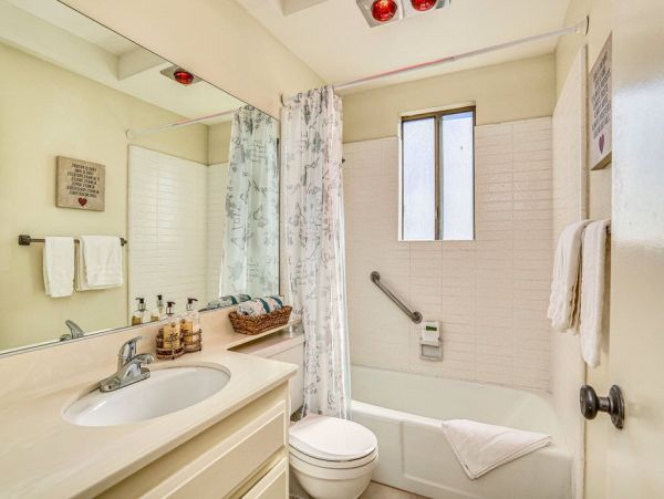 Palm Springs Home 948883