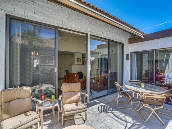 Palm Springs Home 948883