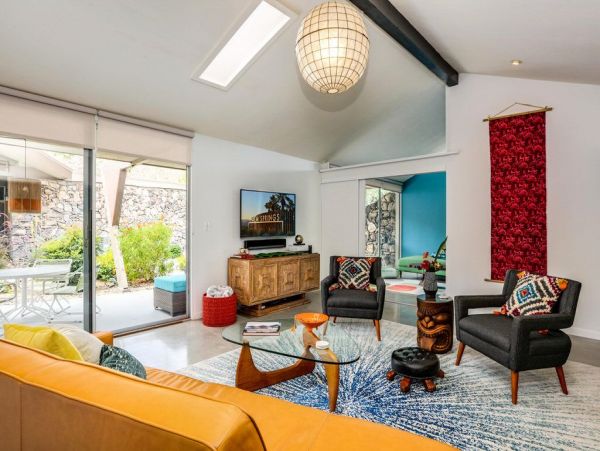 Palm Springs Home 948884