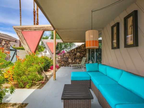 Palm Springs Home 948884