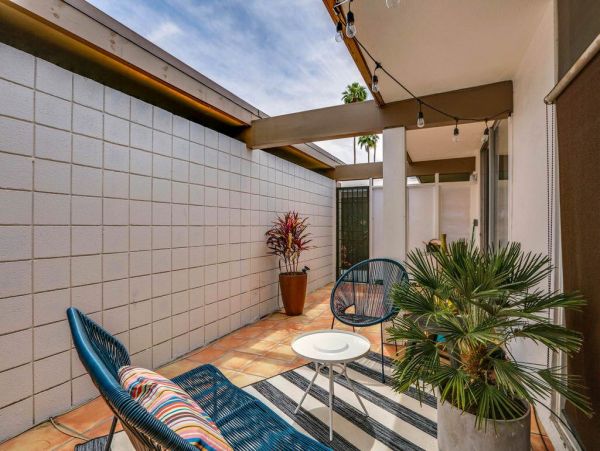 Palm Springs Home 948884