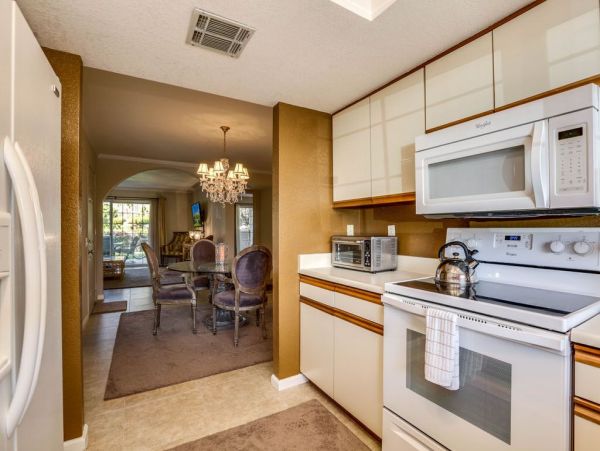 Palm Springs Home 948885