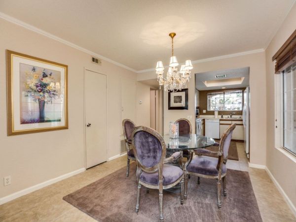 Palm Springs Home 948885