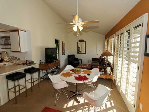 Palm Springs Home 948886
