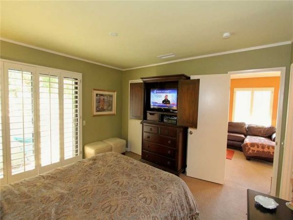Palm Springs Home 948886