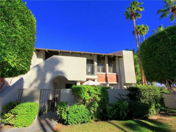 Palm Springs Home 948886
