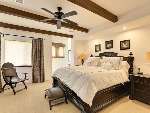 Palm Springs Home 948887