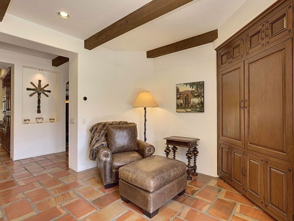 Palm Springs Home 948887