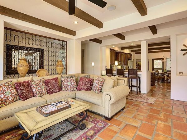 Palm Springs Home 948887