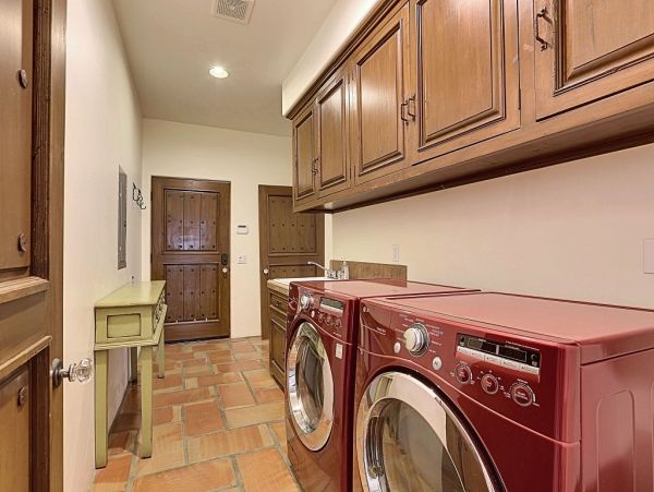 Palm Springs Home 948887