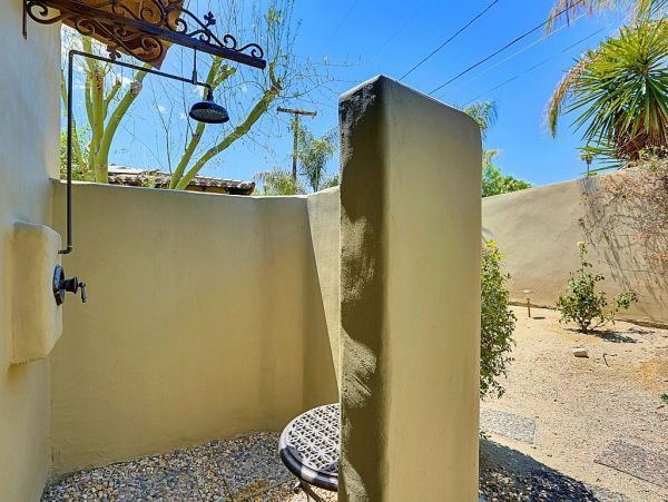 Palm Springs Home 948887