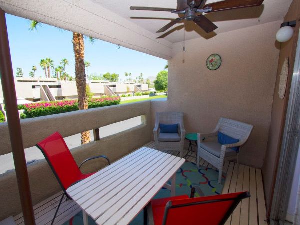 Palm Springs Home 948888