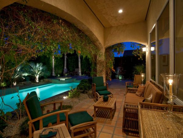 Palm Springs Home 948889