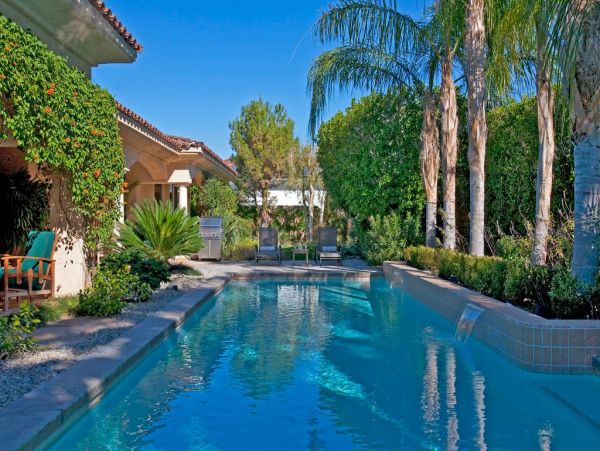 Palm Springs Home 948889