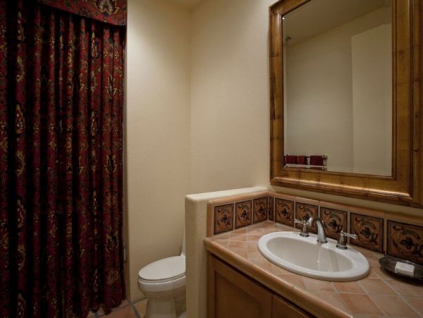 Palm Springs Home 948889