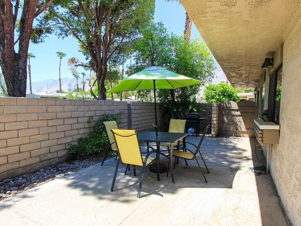 Palm Springs Home 948891