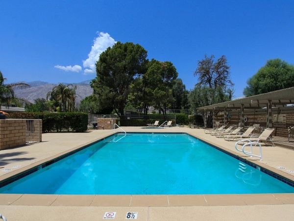 Palm Springs Home 948891