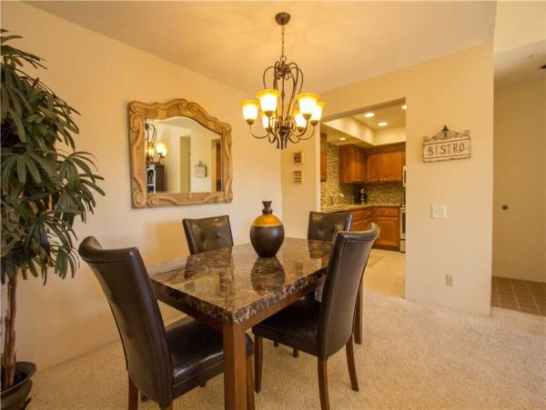 Palm Springs Home 948892