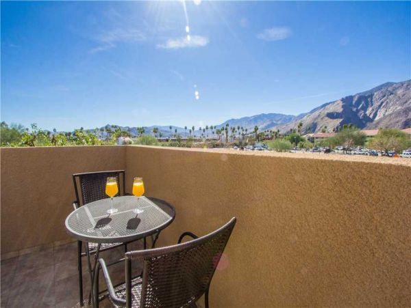 Palm Springs Home 948892