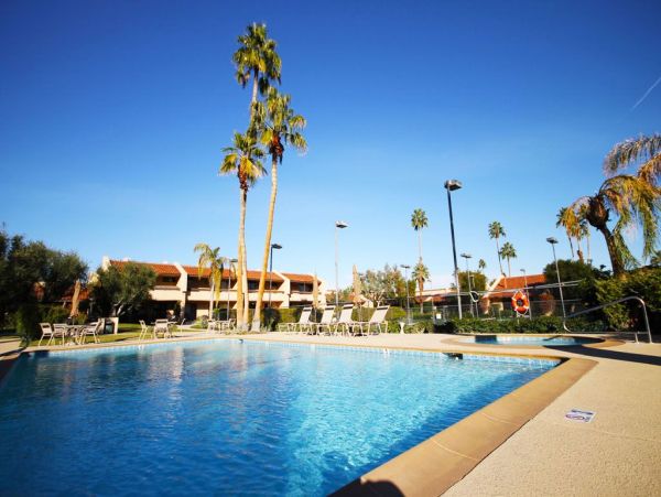 Palm Springs Home 948896