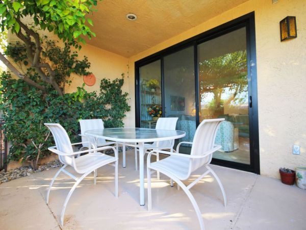 Palm Springs Home 948896