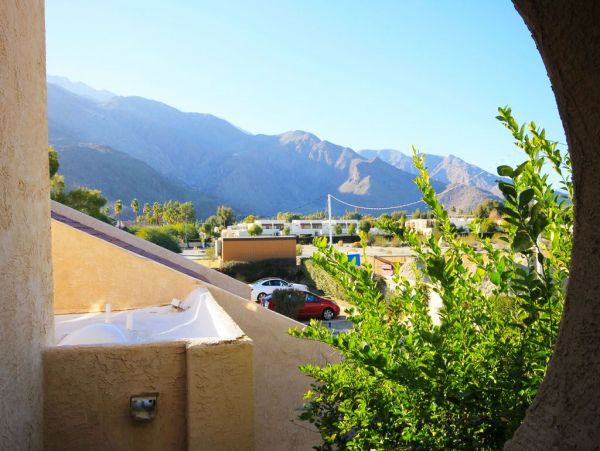 Palm Springs Home 948896