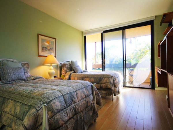 Palm Springs Home 948896