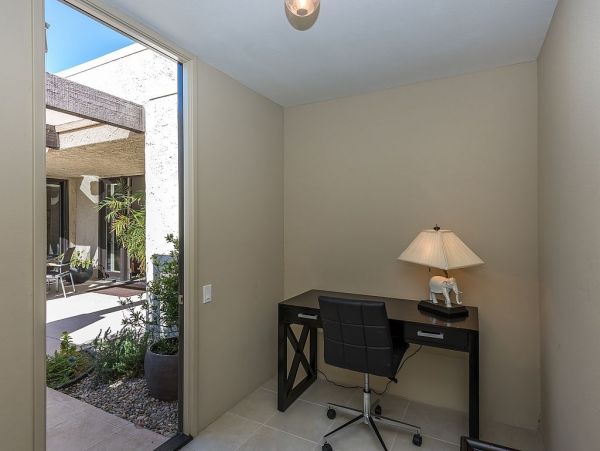 Palm Springs Home 948897