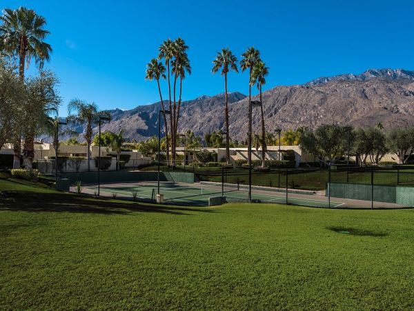 Palm Springs Home 948897
