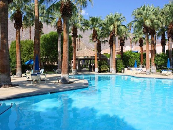 Palm Springs Home 948898