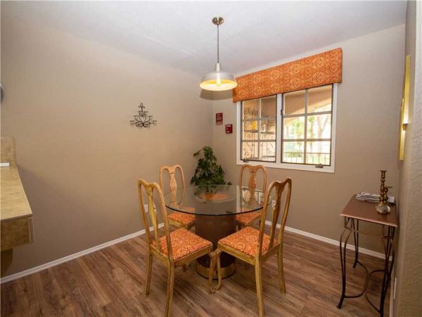 Palm Springs Home 948898