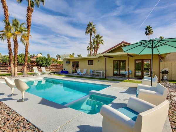 Palm Springs Home 948899