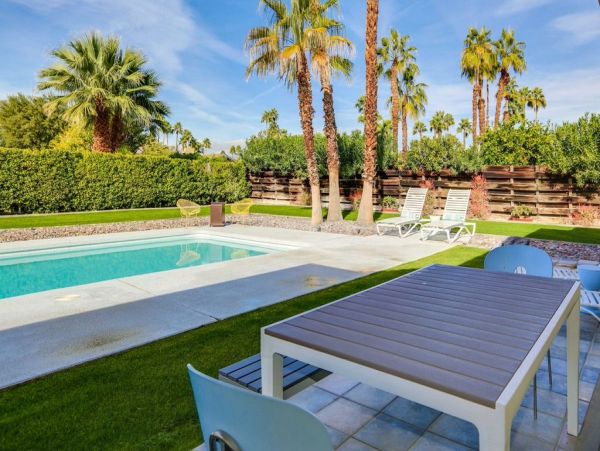 Palm Springs Home 948899