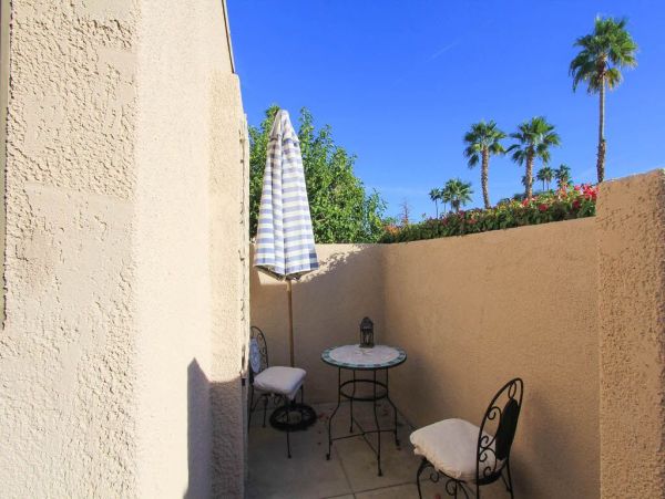 Palm Springs Home 948900
