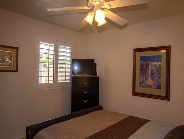 Palm Springs Home 948900