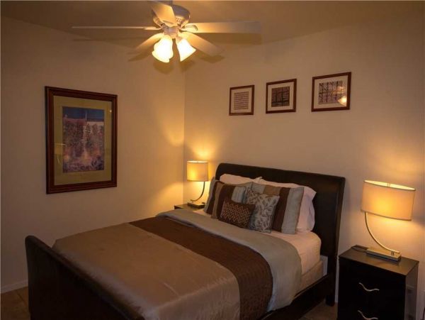 Palm Springs Home 948900