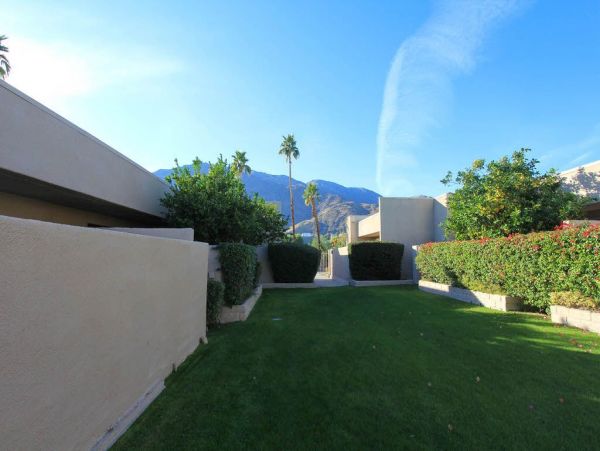 Palm Springs Home 948900