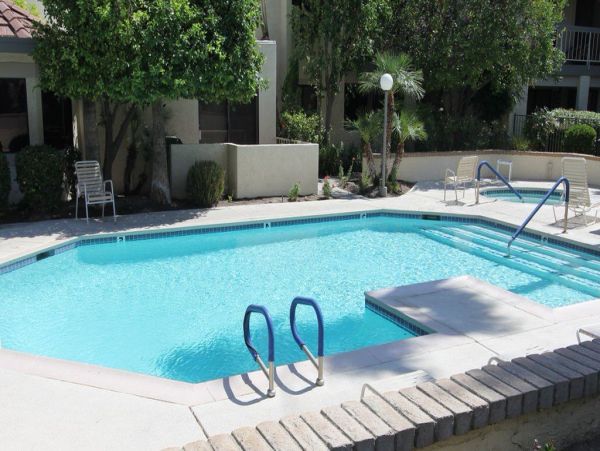 Palm Springs Home 948901