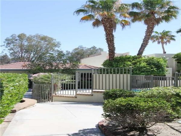Palm Springs Home 948901