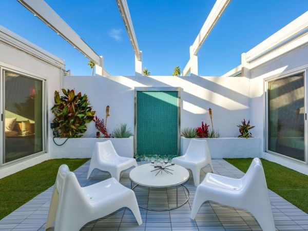Palm Springs Home 948902